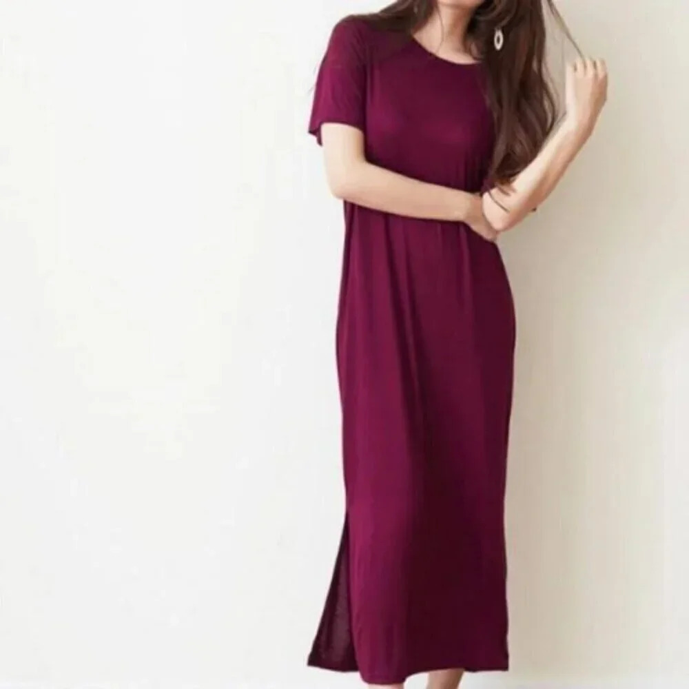 Aritzia Womens Sz Small Wilfred Free Burgundy Slit Sides Short Sleeve Midi Dress